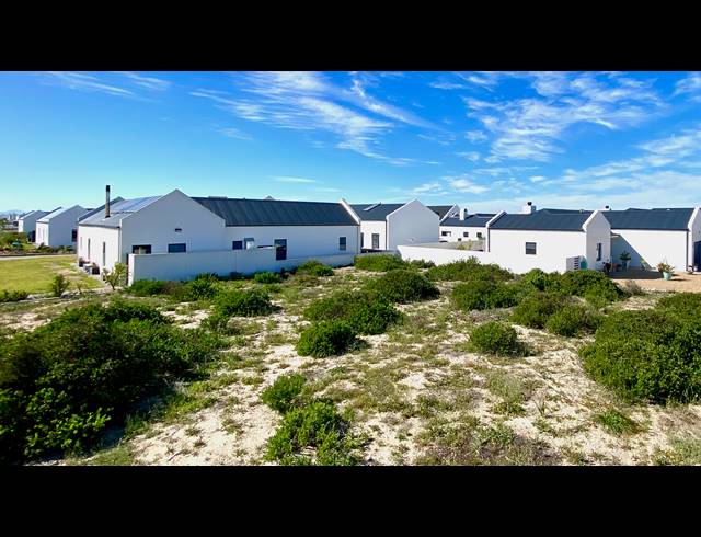 3 BEDROOM HOUSE FOR SALE IN ATLANTIC SANDS PRIVATE ESTATE